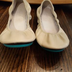 Tieks 9 cream